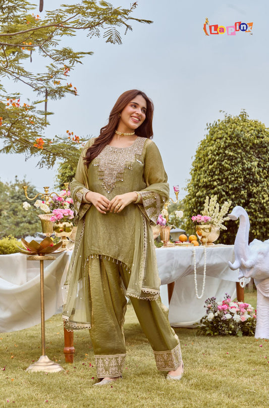 Embroidered Fendy Top & Farsi Salwar Set