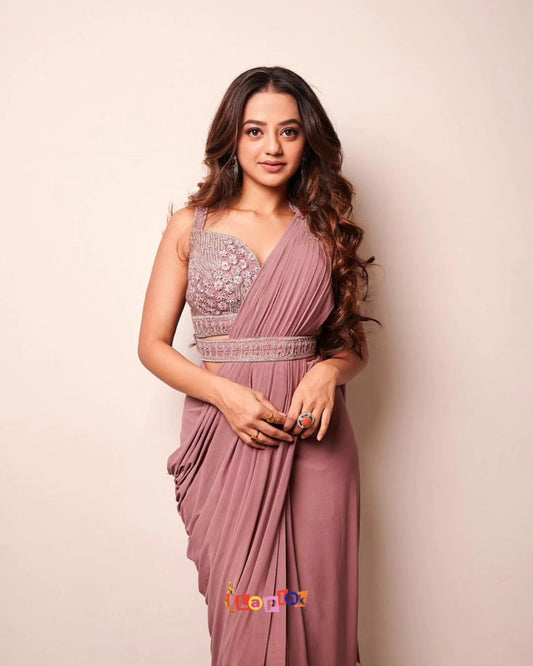 Vogue Fusion Saree With Belt