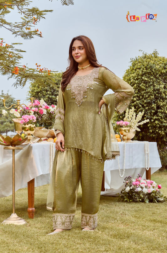 Embroidered Fendy Top & Farsi Salwar Set